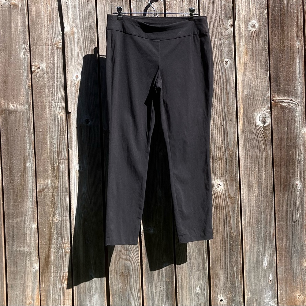 Signature Slimming Petite by Christopher & Banks cropped black pants size 6P